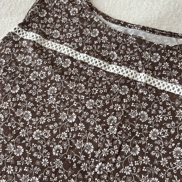 LOFT OUTLET, sleeveless, BROWN/WHITE FLOWERED TANK  SIZE LARGE - Picture 8 of 10